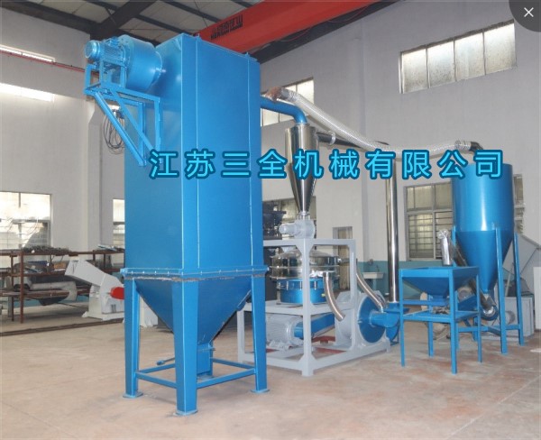 PVC白管料磨粉機(jī)  越南線(xiàn)