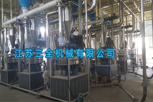 PVC刀盤式磨粉機(jī)